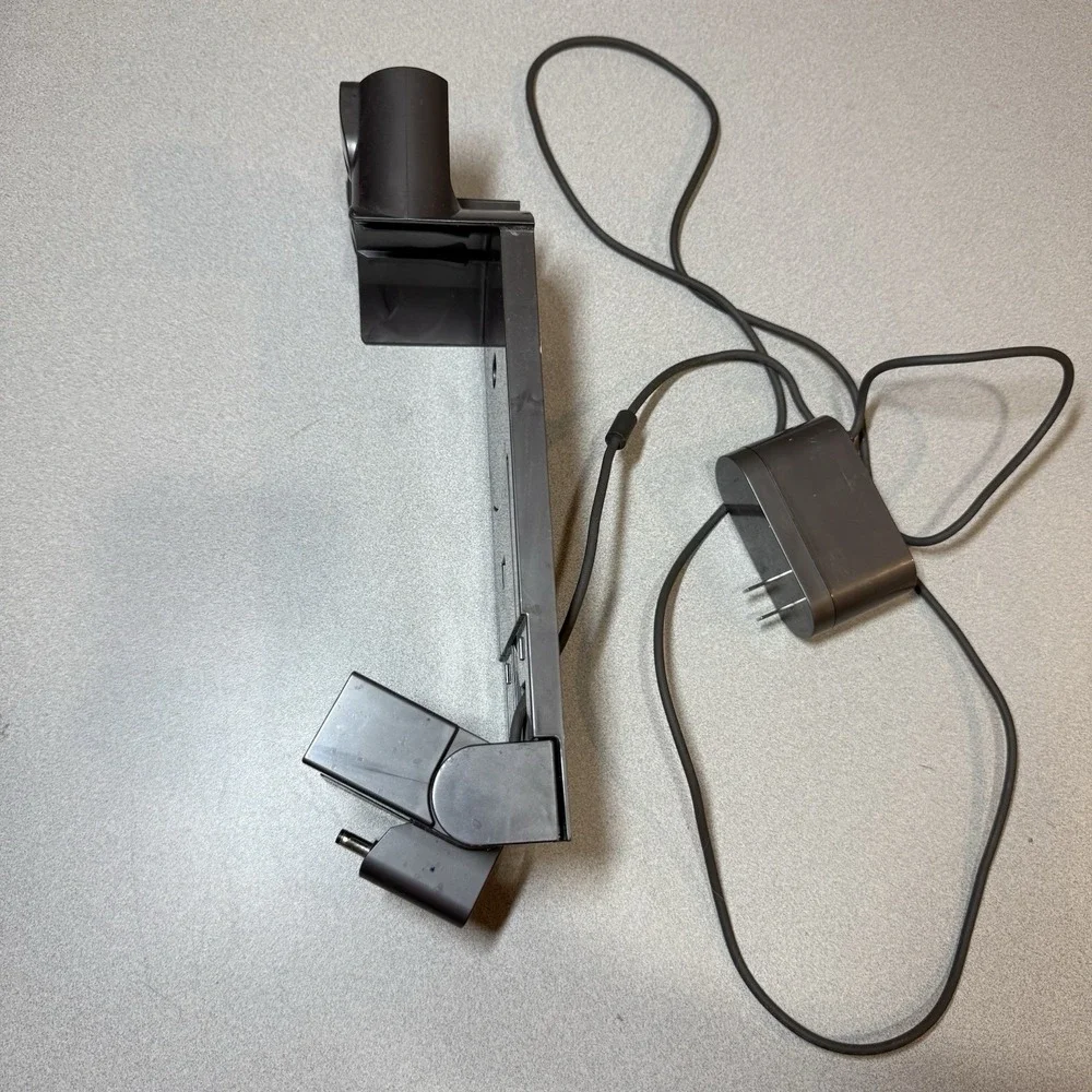 Dyson Wall Mount Charging Dock‎ Station With Charger 102882-01